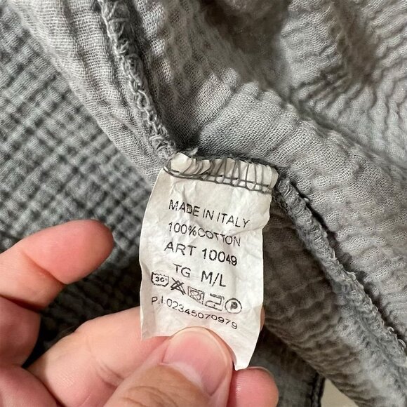 Cobblestone Living Women's Gray Button-Down Ruffle Trim Shirt Size M Long Sleeve - Picture 10 of 10